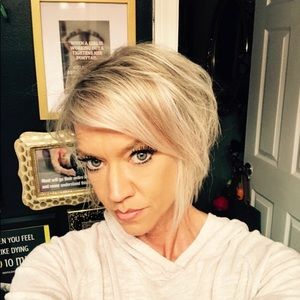 Meet your Posher, Krickett